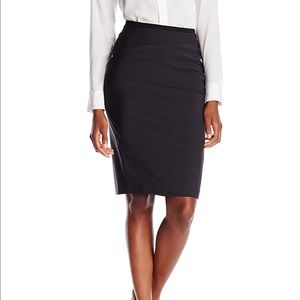 NWT Elie Tahari Maureen Skirt Bloomingdales Size 2